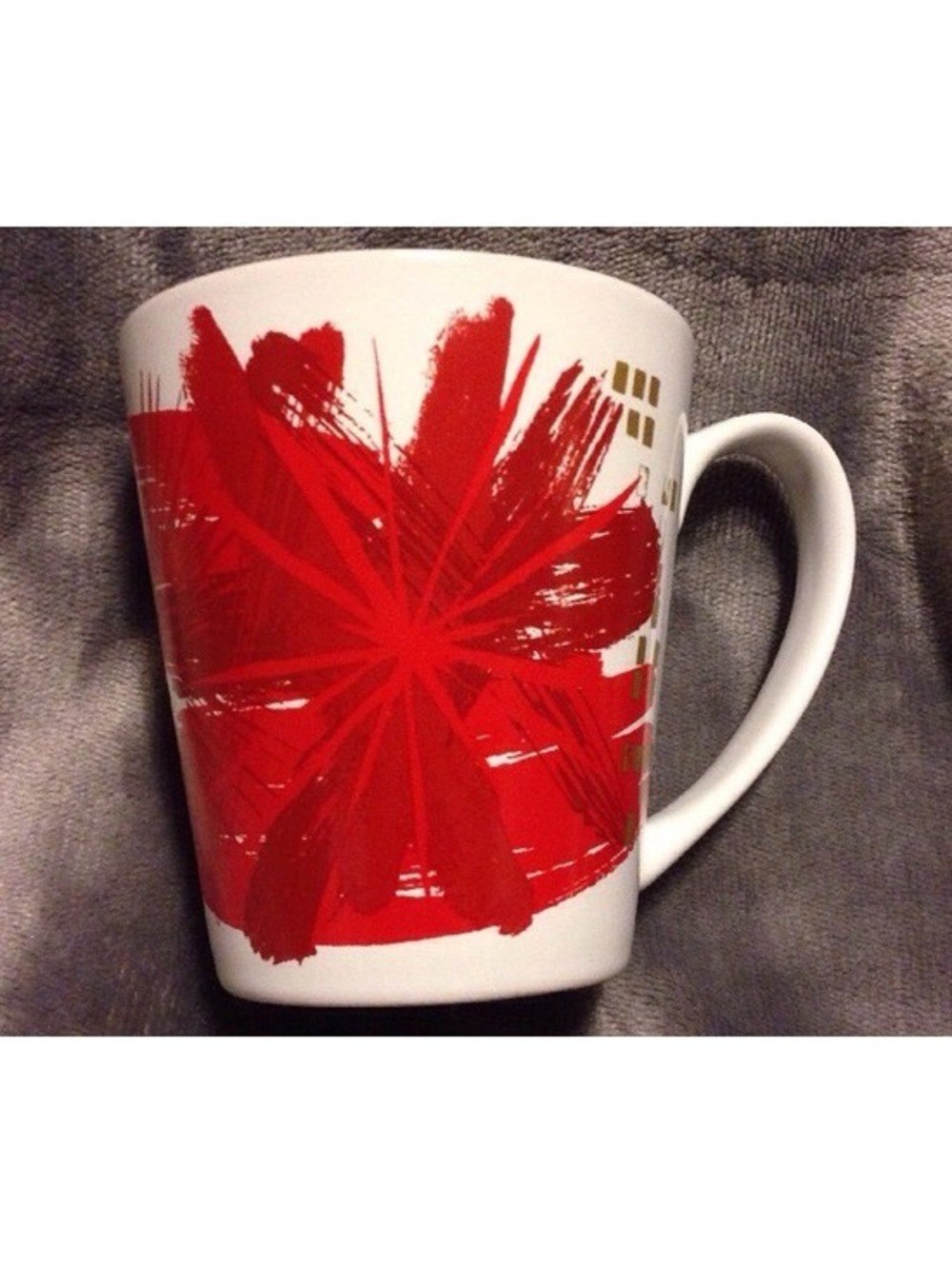 Starbucks Coffee Christmas Mug 11 Oz Cup 2014 Red Flower Gold Star Burst Holiday